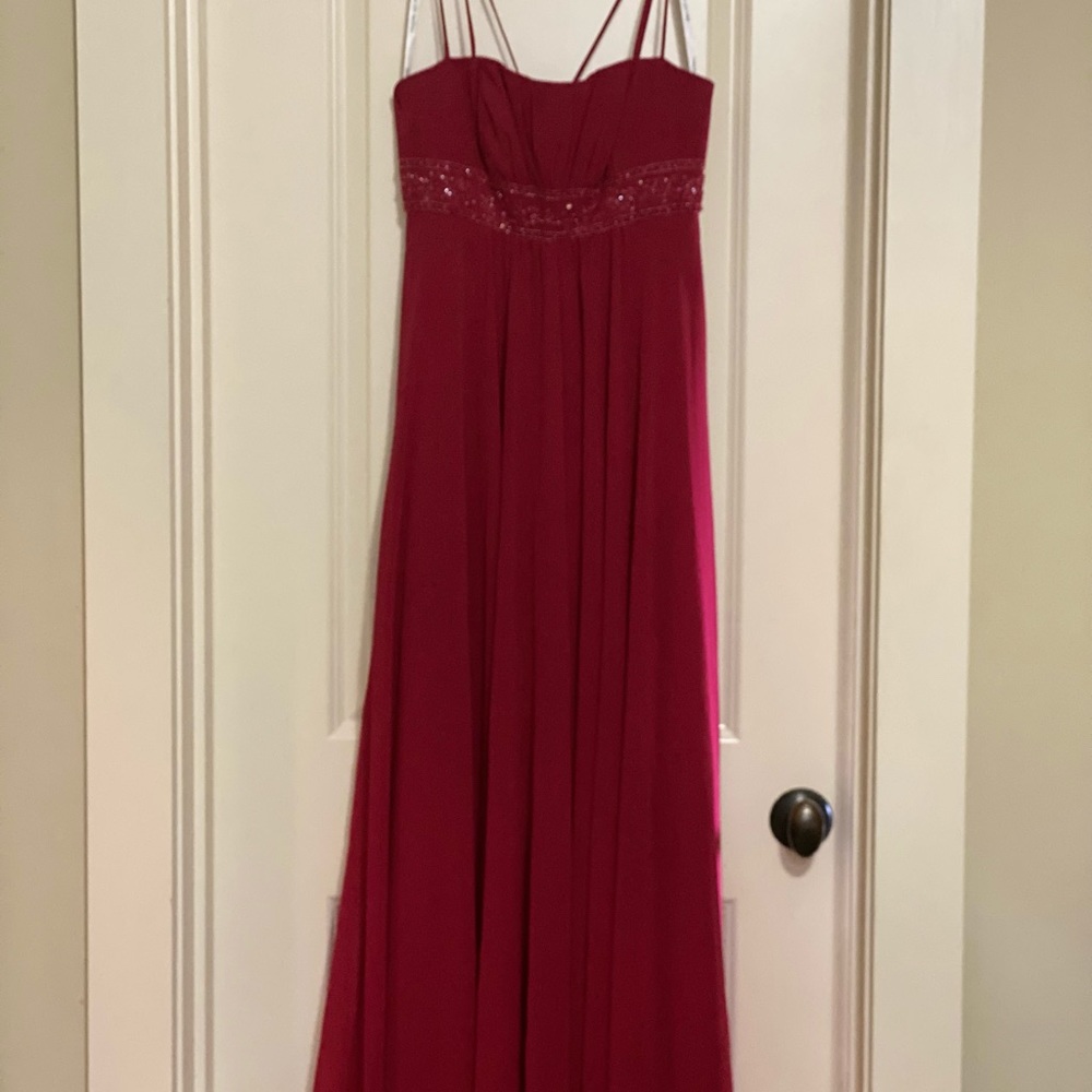 David’s Bridal Apple red bridesmaid dress